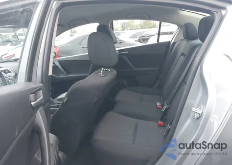 2013 Mazda Mazda3 I Touring из США, поврежденный, VIN JM1BL1VP9D1776008